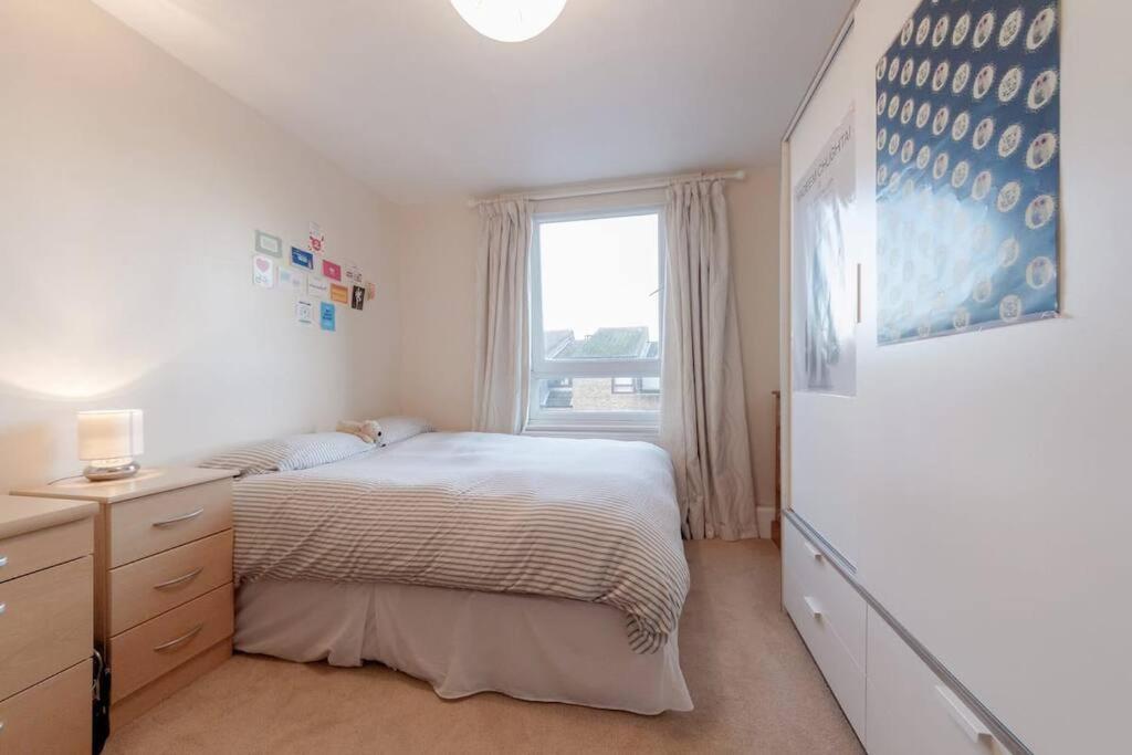 Spacious Two Double Bedroom Flat Londra Exterior foto